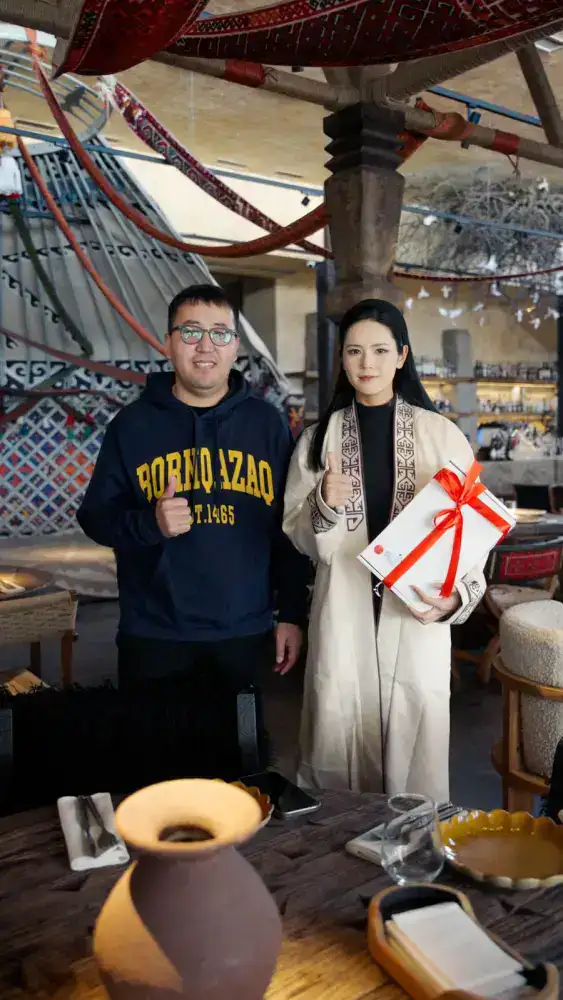 Алматы посетила китайский блогер с многомиллионной аудиторией Tao Tao (2)