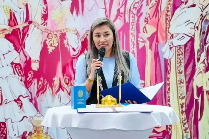 «Семья - сокровище нации»: в Астане молодые пары заключили брак в день семьи (5)