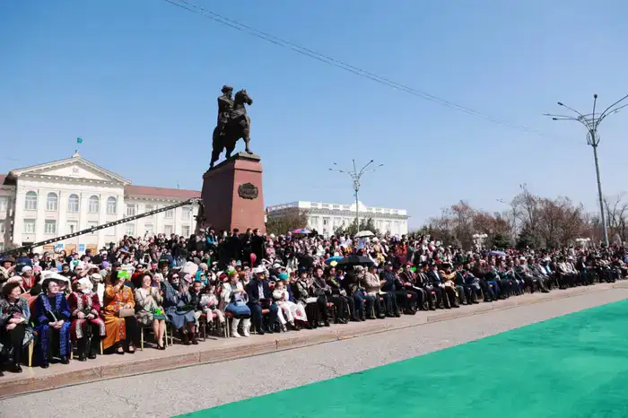 Наурыз в Жамбылской области: мост между прошлым и будущим на площади Тараза