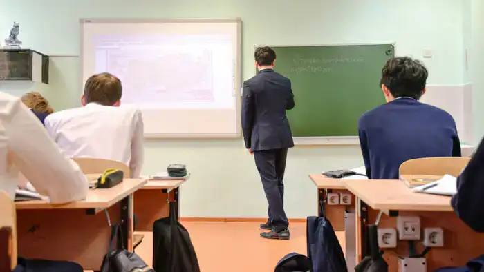 В Алматы стартует подготовка школьников к государственной службе