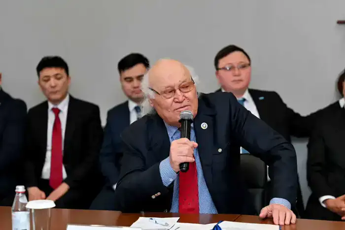 В области Абай создан Высший художественный совет по развитию театрального искусства (9)