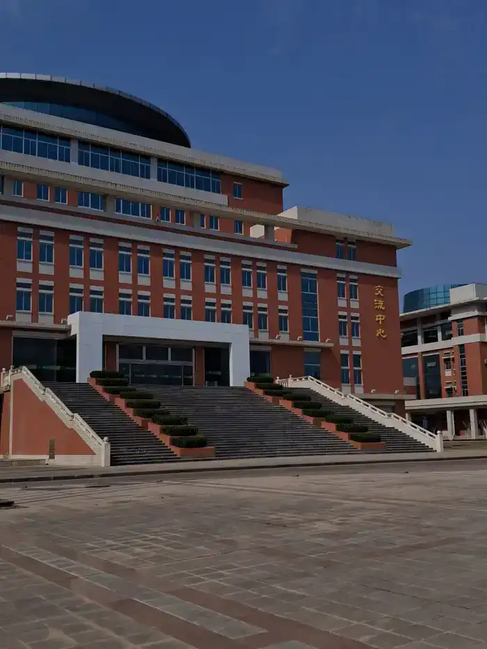 35 КАЗАХСТАНСКИХ СТУДЕНТОВ ОБУЧАЮТСЯ В ВЕДУЩЕМ АГРАРНОМ УНИВЕРСИТЕТЕ КИТАЯ (3)