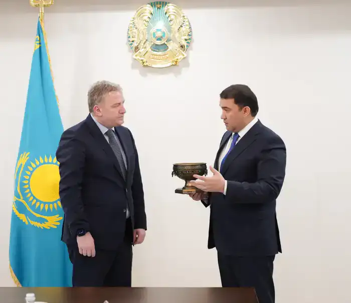 Укрепление торгово-экономических связей между Грузией и Казахстаном: встреча посла с акимом Туркестанской области
