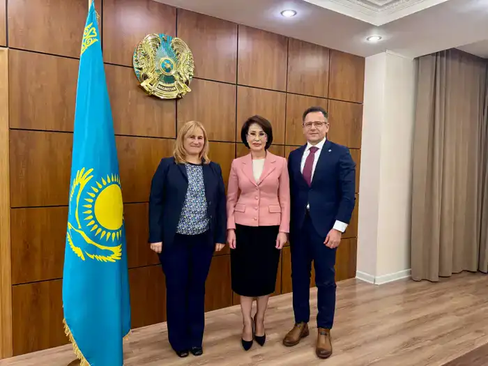 КАЗАХСТАН И ВОЗ НАМЕРЕНЫ ПРОДОЛЖАТЬ ПАРТНЕРСТВО В СФЕРЕ ПМСП (2)