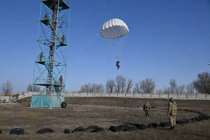 Заместитель министра обороны совершил рабочую поездку в область Жетысу (6)