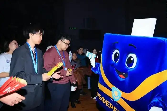 В Караганде прошёл областной форум волонтёров (3)