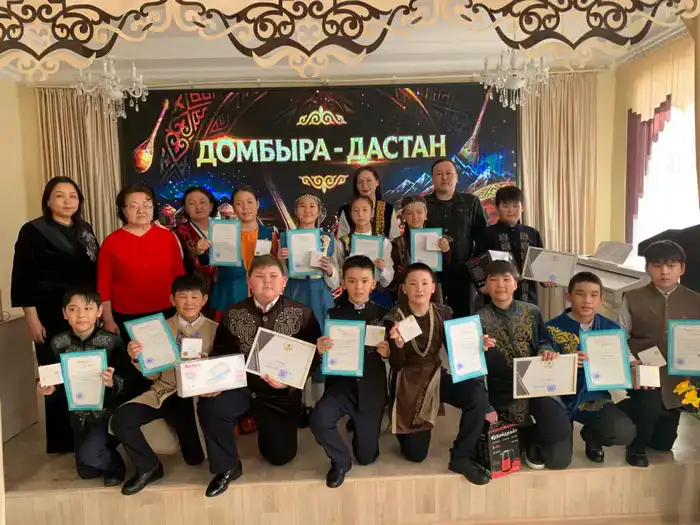 Наурызнама-2026: Конкурс юных домбристов как платформа для развития национальной культуры в Карагандинской области Шымкенте