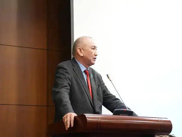 В Министерстве экологии состоялась встреча с членами Общенациональной коалиции по разъяснению проекта новой Конституции (6)