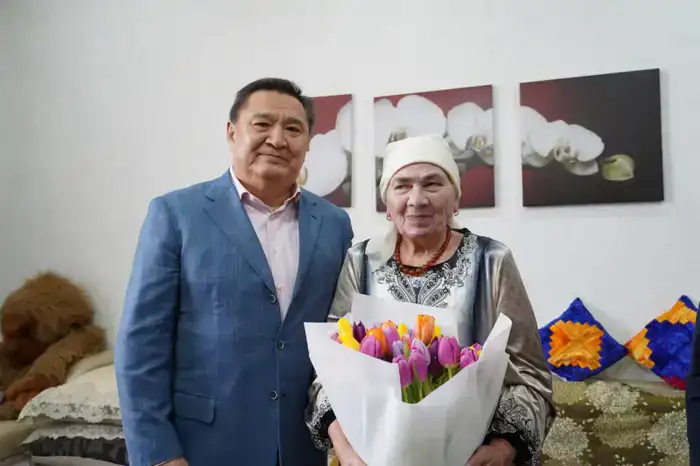 Поздравления с 8 Марта получили ветераны г. Кокшетау (4)