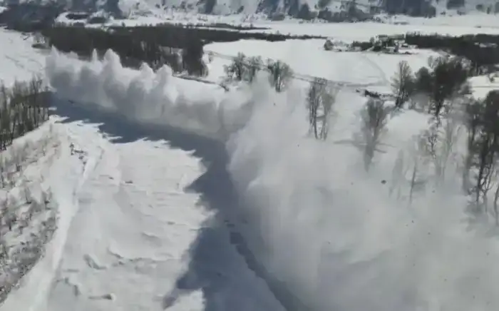 На реках ВКО проводятся профилактические противопаводковые меры (5)