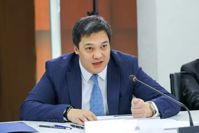 Олжас Бектенов провел совещание по вопросам совершенствования системы здравоохранения (4)