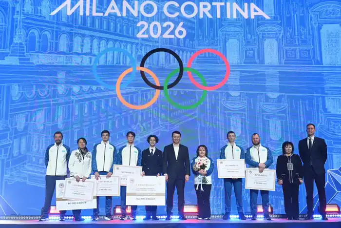 Звезды спорта засияли: олимпийцы Алматы получили квартиры и денежные сертификаты