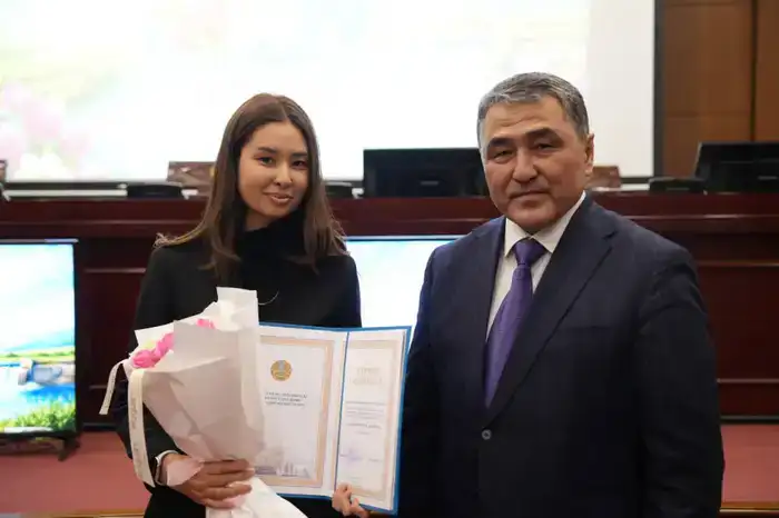 В честь Международного женского дня работницы водной отрасли удостоены государственных и ведомственных наград (10)