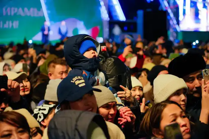 Дрон-шоу в Астане как символ единства и культурного возрождения на празднике Наурыз