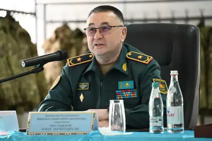 Рабочая поездка заместителя министра обороны в Жетысу: встречи с военнослужащими и обсуждение вопросов призыва