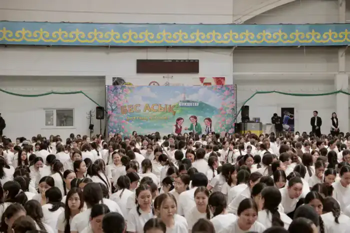 В Кокшетау установлен национальный рекорд по игре бес асық (4)