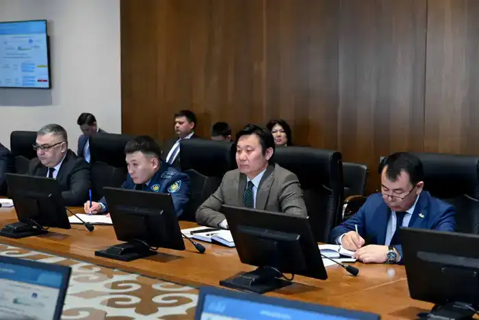В области Абай обсудили актуальные вопросы сферы образования (9)