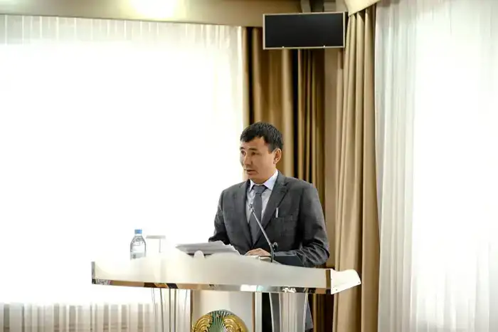 На заседании акимата рассмотрели два приоритетных вопроса - привлечение инвестиций и реализацию Концепции «Таза Қазақстан» (7)