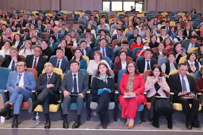 В Астане проходит стратегическая конференция директоров Келешек мектептері (5)