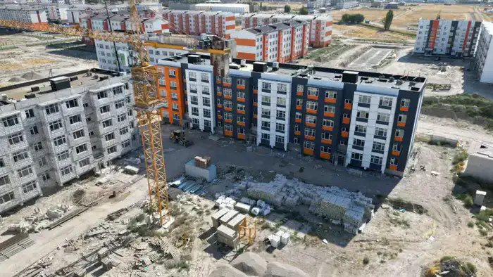 В Жамбылской области в 2026 году планируется строительство жилья для более 2 тысяч человек, включая социально уязвимые группы.