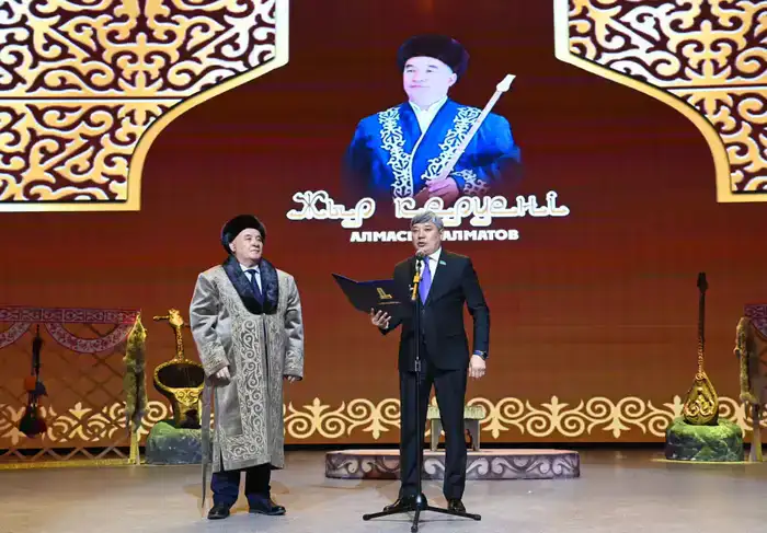 Творческий вечер в честь юбилея Алмасбека Алматова: вклад в развитие жырауского искусства и его признание обществом