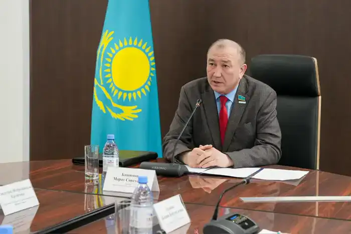 В Министерстве юстиции Республики Казахстан состоялось заседание Общественного совета (5)