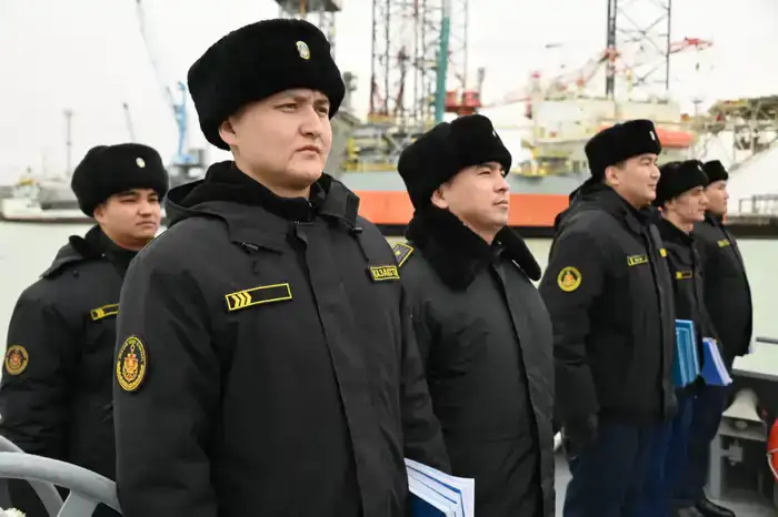 Экипажи кораблей Военно-морских сил успешно завершили курсовую задачу К-1 в Актау