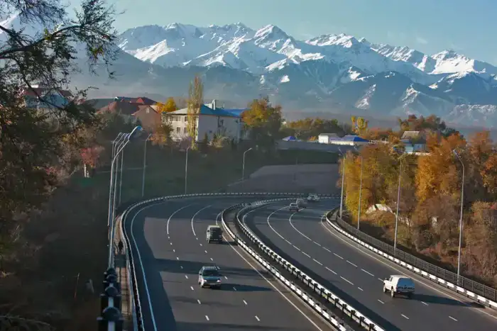 КазНУ активно разъясняет проект новой Конституции гражданам. О роли университетов в реформе права рассказали в Алматы (2)