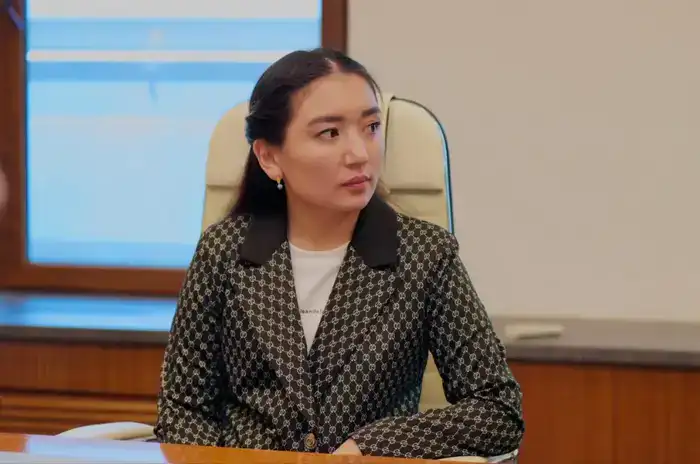 Аким ВКО провёл встречу с победителями республиканского айтыса (5)