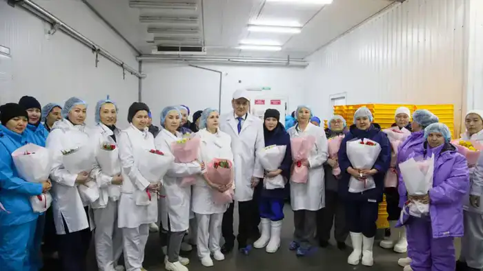 Аким ВКО поздравил с наступающим 8 Марта женщин, которые вносят особый вклад в развитие региона