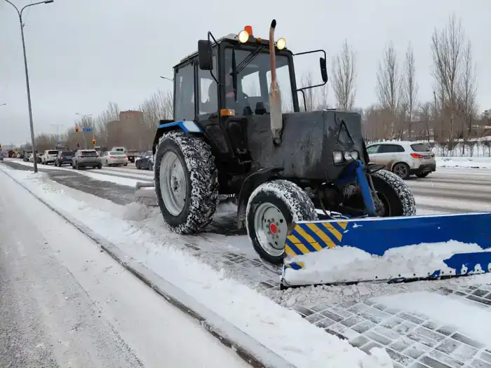 Снежный фронт: Астана mobilизирует тысячи рабочих и спецтехнику для борьбы с зимними стихиями