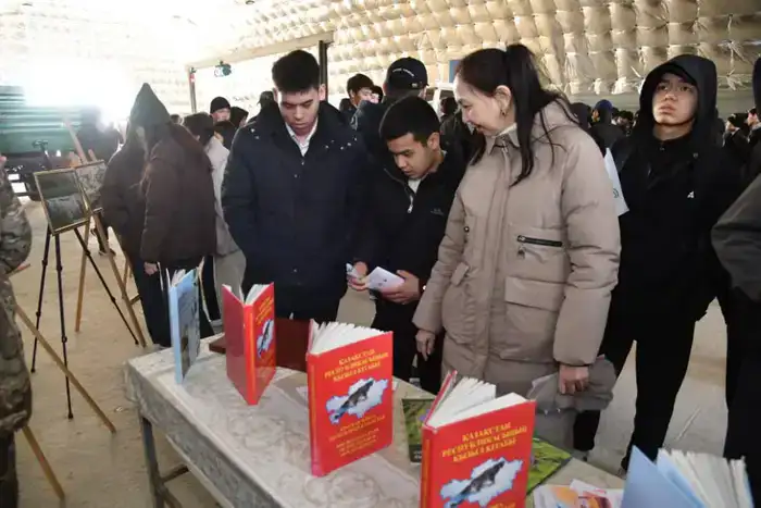 Атырауские эковолонтёры приняли участие в акции по защите природы (2)