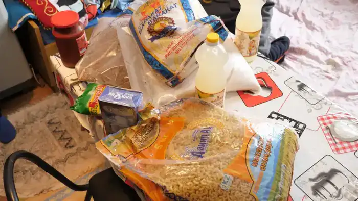 «Марафон добрых дел»: в Астане сотням семей вручили продуктовые корзины (5)