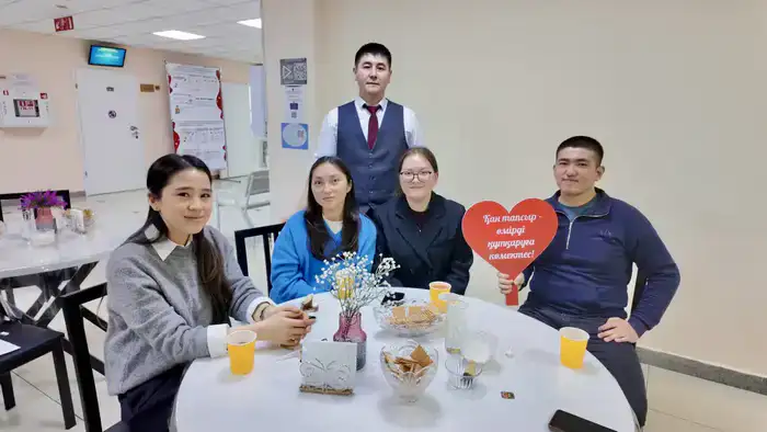 МИНЗДРАВ: ОКОЛО 18 ТЫСЯЧ КАЗАХСТАНЦЕВ СТАЛИ ДОНОРАМИ КРОВИ В РАМКАХ ФЕВРАЛЬСКОЙ АКЦИИ