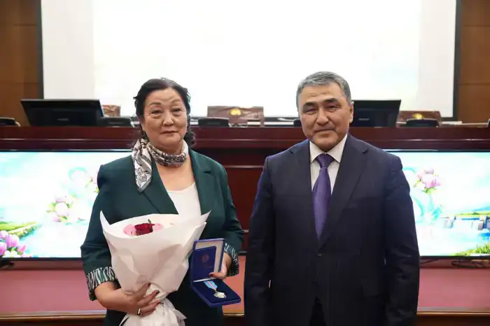 Женщины водной отрасли: под светом весенних звезд награждены за преданность делу