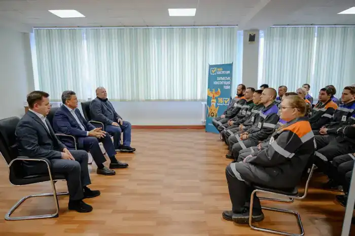 Аким области встретился с коллективом АО «Севказэнерго» (5)