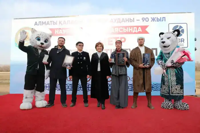 Наурыз в новом формате: праздник впервые прошел на ипподроме Алматы (5)