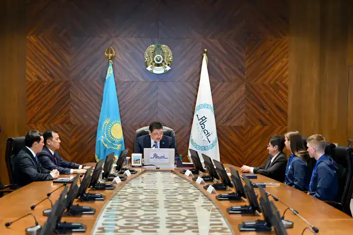 Чемпионы мира по конькобежному спорту в области Абай: вдохновение для будущих побед на Азиатских играх