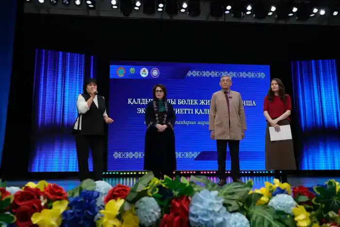 «Таза Қазақстан»: В Астане прошло торжественное мероприятие в рамках концепции развития экологической культуры (9)