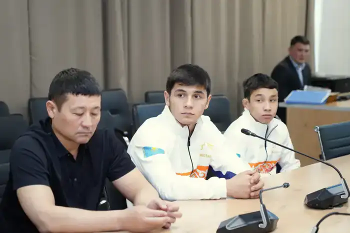 ТУРКЕСТАН: НАГРАЖДЕНЫ ПОБЕДИТЕЛИ ЮНОШЕСКИХ АЗИАТСКИХ ИГР (2)