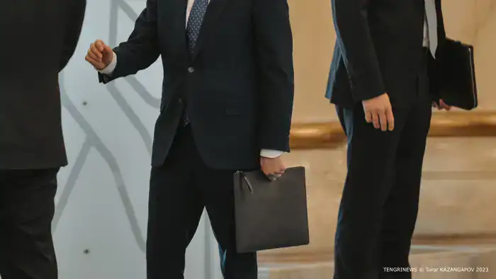 Госслужащим города продлят оплачиваемый отпуск для важных жизненных событий