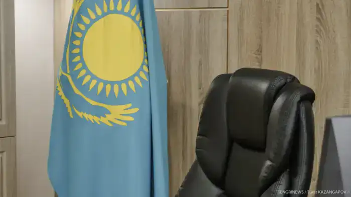 Казахстанские чиновники: безупречная репутация, клиентоориентированность, открытость - требования нового закона