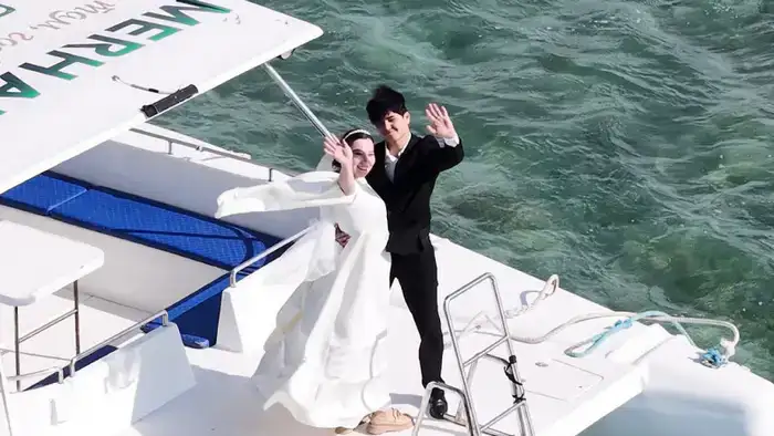 Молодожёны из Мангистау: символичный путь на референдум по Каспию и его влияние на общественное сознание