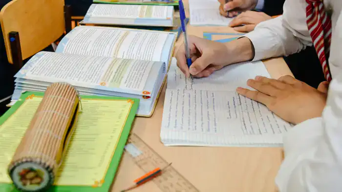 Обновление школьных учебников в Казахстане: новые возможности для образования и подготовки будущих специалистов