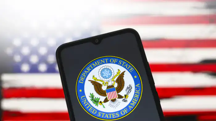 Ситуация на Ближнем Востоке обостряется: США настоятельно рекомендуют гражданам покинуть регион, предостерегая от возможных угроз безопасности