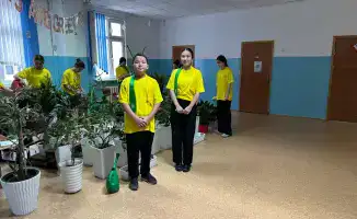 Экологическая акция «Таза Қазақстан» продолжается в Шымкенте: уроки и обсуждения для молодежи