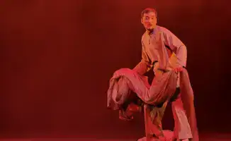 В театре имени Калибека Куанышбаева распустились цветы внутреннего мира в премьере спектакля «Шолпанның күнәсі»