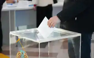 Проголосовавший аким Нуралхан Кушеров: Референдум в Туркестанской области как индикатор общественного мнения