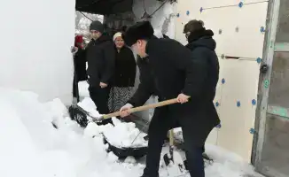 Объединение поколений: активисты помогают пенсионерам в преддверии праздника Наурыз