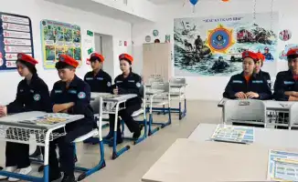 Обучение в классах «Юный спасатель» формирует культуру безопасности среди школьников Казахстана